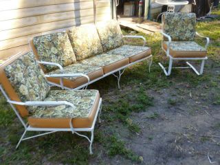 Vintage Metal Patio Furniture & Cushions From The 1950s Indoors