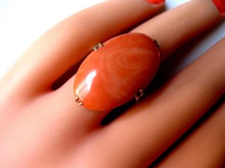 VINTAGE 18K YELLOW GOLD RING with FINE NATURAL CORAL 6