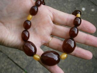 Vintage Choker Length Cherry Amber Bakelite ? And Yellow Bead Necklace 44 Grams