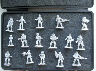 Vintage Aliens Colonial Marines Leading Edge Games Set 1 & 2 16 Miniatures 25mm