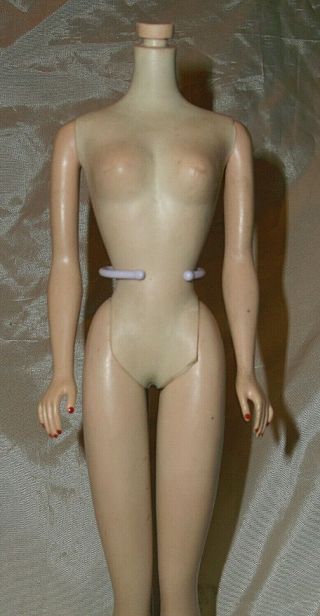 VINTAGE PONYTAIL BARBIE 2 OR 3 T.  M.  1959 / 1960 850 BODY ONLY 4