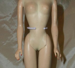 VINTAGE PONYTAIL BARBIE 2 OR 3 T.  M.  1959 / 1960 850 BODY ONLY 5
