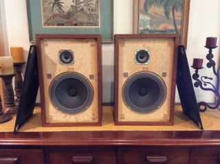 Vintage Realistic Mc - 1000 Speakers Walnut Professionally Refoamed Tweeters