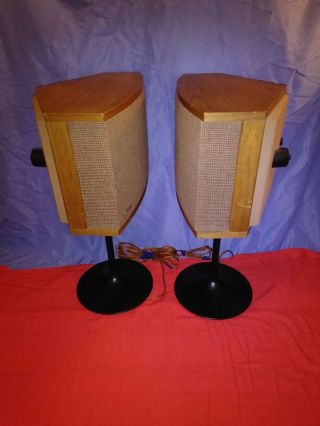 Pair Vintage Bose 901 Series VI Speakers w/ Tulip Stands.  No equalizer. 7