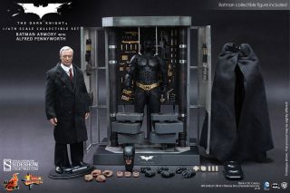 Hot Toys/the Dark Knight Batman Armory With Alfred Pennyworth/new/sealed/rare