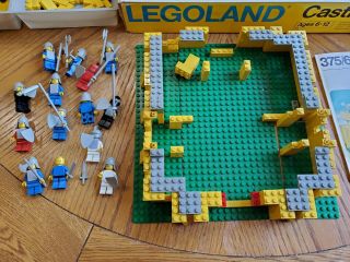 Vintage (1978) LEGO 6075 / 375 Yellow Classic Castle Set - w/ box & instructions 2