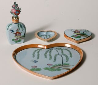 VERY RARE Vintage Art Deco COMPLETE DRESSER SET - Heart Shaped w/ Pagoda & Bird 3