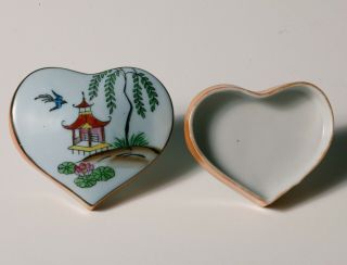 VERY RARE Vintage Art Deco COMPLETE DRESSER SET - Heart Shaped w/ Pagoda & Bird 7
