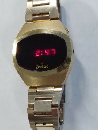 Rare Vintage Zodiac Led Digital Watch With Bracelet