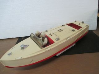 Vintage LIONEL CRAFT Speed Boat Wind - Up Chris - Craft Metal Boat w/Key & Drivers 2