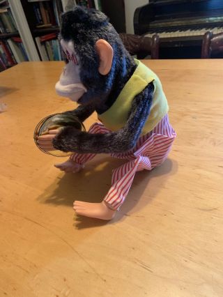 Vintage Battery Operated Musical Jolly Chimp Monkey - - 3