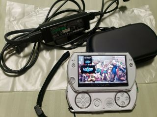 Sony PSP Go White,  M2 Modded 128GB w/ Cable & Cases,  Black Strap (RARE) 8