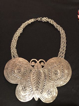 Gorgeous vintage Massive RUNWAY PAULINE RADER SILVER TONE Butterfly Necklace 4