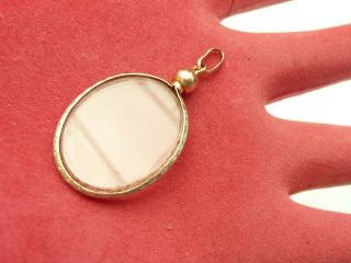 Vintage 9ct Solid Gold Photo Glass Oval Locket Pendant 3.  3 Grams