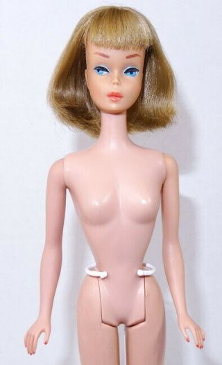 Vintage Blonde Long Hair Medium Color American Girl Barbie Doll 2