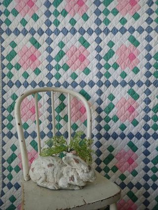 Ann Orr Design Vintage 1920 Pink Mosaic Rose Quilt 78x62 "