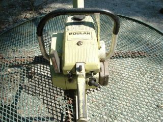 Vintage Poulan 744 Chain Saw With Bow Bar Blade Starts Older Saw 8