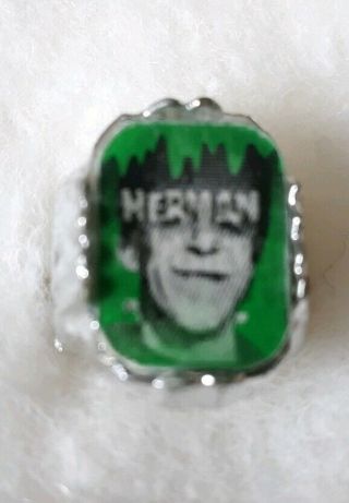 Set of 4 1960 ' s Munsters Flasher/Flicker Rings Rare 2
