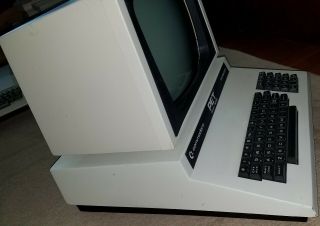 Rare Commodore PET 4032 Computer 2000 32Mb CBM Parts 4