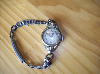Vintage Waltham 14k Solid Gold Ladies Hand Wind Rare Wrist Watch