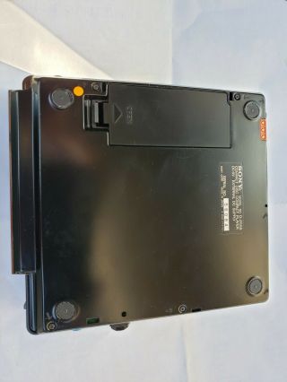 Sony DZ555 discman vintage compact disc player 3