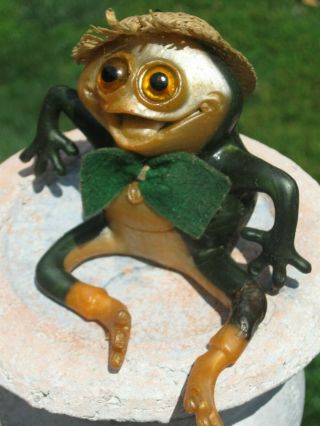 Vintage 1966 Russ Berrie Fruggy Frog - Oily Jiggler With Hat and Hang String 2