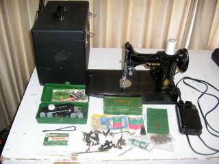 Vintage Singer 221 Featherweight Sewing Machine W Case,  Attachments,  Buttonholer