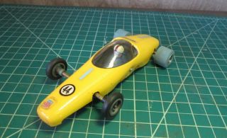 1/24 Scale Slot Car Vintage Dynamic Bandit With Custom Painted Body And Driver