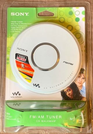 Vintage Sony Walkman Cd Player Am/fm D - Fj041 W/headphones In Package