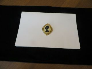 Coreen Simpson Black Cameo Gold Tone Vintage Brooch / Pin