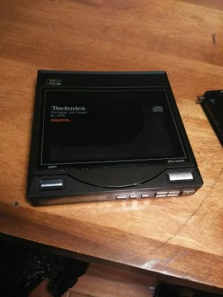 Vintage Technics SL - XP5 CD Player w/SH - CDB5 Rechargable Battery 4