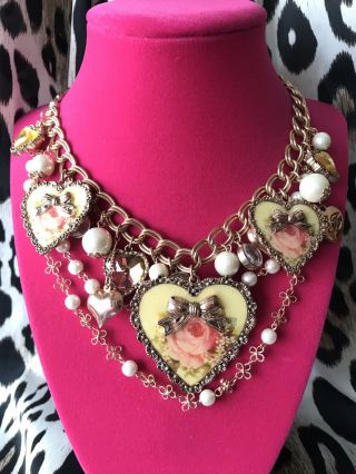 Betsey Johnson Vintage Think Of Me Victorian Cherub Rose Cameo Heart Necklace