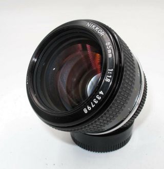 Vintage Nikon Nikkor 85mm F1.  8 Ai Mf Portrait Prime Lens.