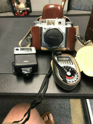 Vintage Voigtlander Prominent Ii Camera With Lens