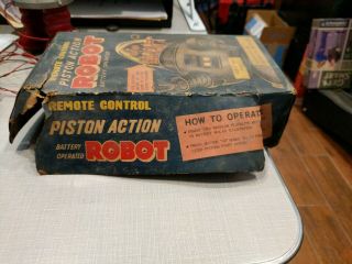 Rare 50s Piston Action Robot Silver/Red Remote Battery Operated 7