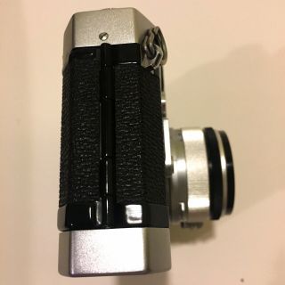 Canon VI - T Rangerfinder Film Camera & 35mm f/1.  8 LTM M39 Mount RARE NR 8