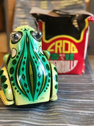 Rare Vtg Grenouille B/o Me 815 Battery Operated Frog Tin Toy France/ Red China