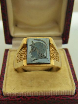 Vintage Fully Hallmarked 9ct Gold Gents " Roman Gladiator Head " Intaglio Set Ring