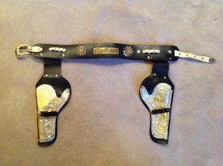 Antique / Vintage Roy Rogers Toy Cap Gun Double Holster Gun Belt Set