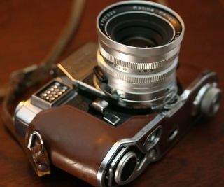 Vintage Kodak Retina Reflex III 35MM Camera & Leather Hard Case 4