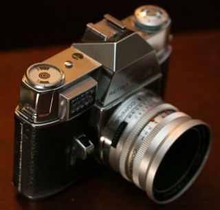 Vintage Kodak Retina Reflex III 35MM Camera & Leather Hard Case 7