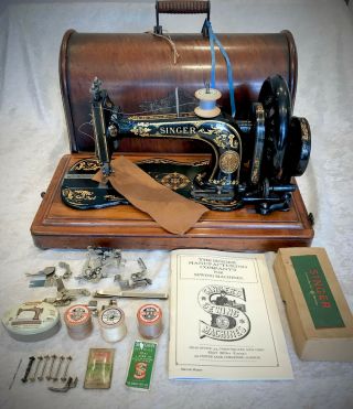 ANTIQUE VINTAGE HAND CRANK SINGER FAMILY FIDDLEBASE SEWING MACHINE 1887 WOW 3