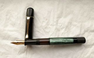 Pelikan 100 Green Marbled Vintage Fountain Pen - Gold Trims F 14K - FLEX (1937) 5