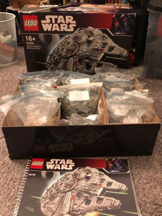 LEGO Star Wars Ultimate Collector ' s Millennium Falcon (10179) RARE, 5