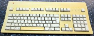 Rare Vintage " Apple Extended Keyboard Ii " (gc)