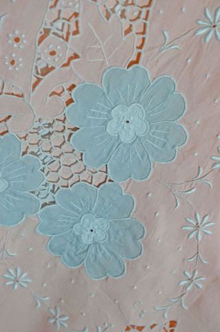 Vintage Madeira Hand Embroidered Linen Banquet Tablecloth & 12 Napkins Uu528