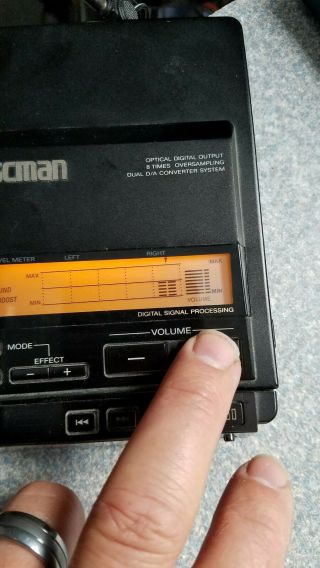 Sony Discman Cd Player D - 555 Rare Model 11
