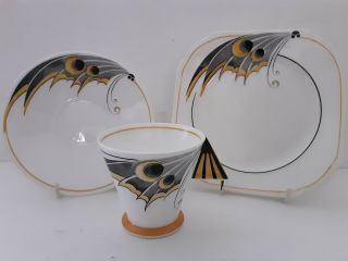 Shelley Art Deco Rare Mode Shape Trio Yellow Butterfly Wing Design