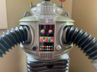 Rare Lost in Space Robot W remote 2ft Trendmasters 1998 3