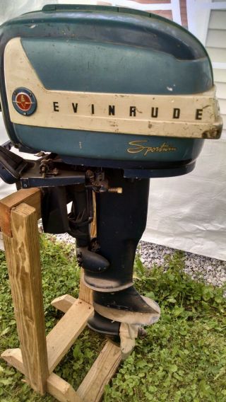 Vintage Evinrude Sportsman 10 Horse Power Outboard Boat Motor 1958